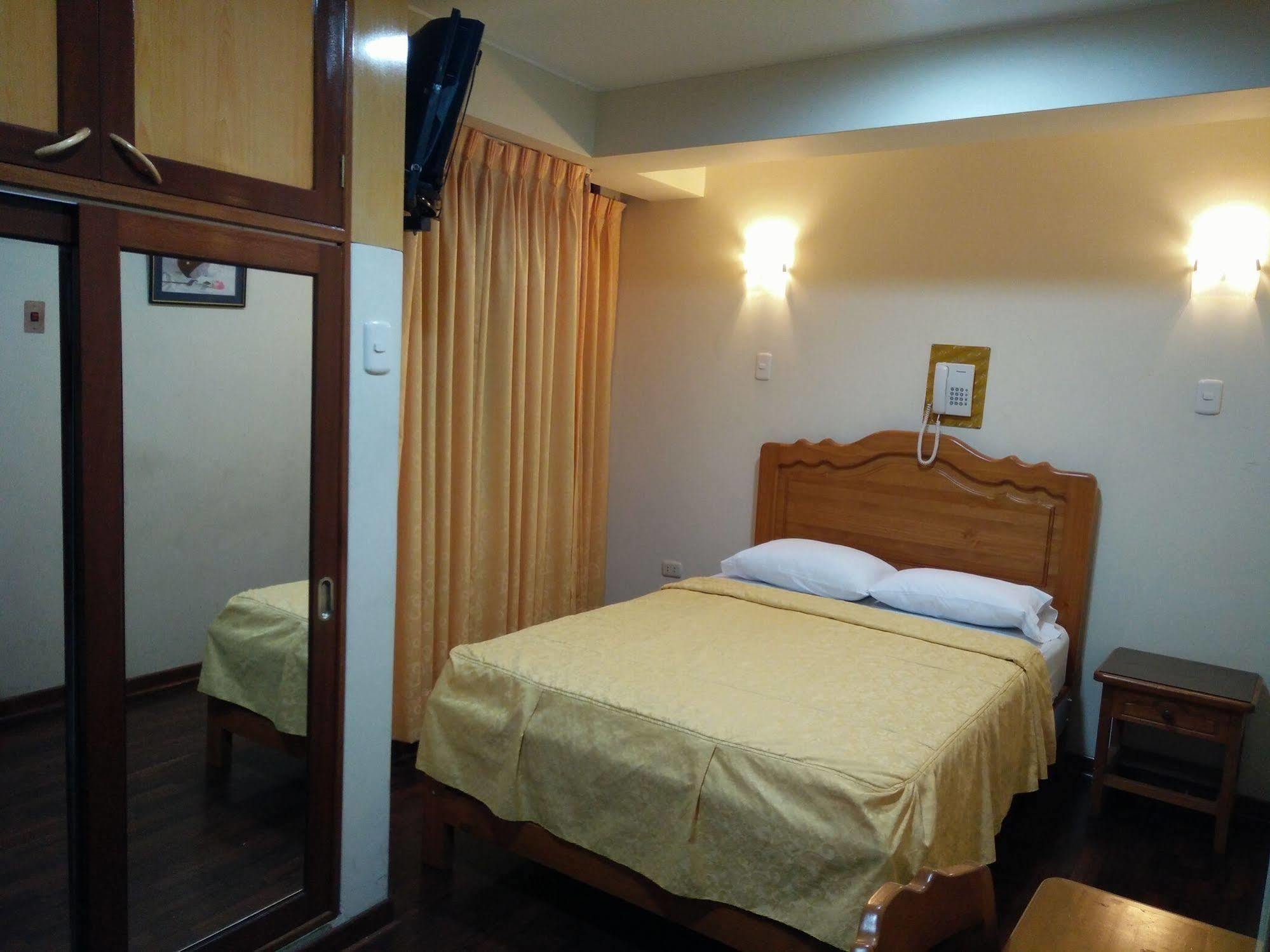 Hotel Panamericano Lima Extérieur photo