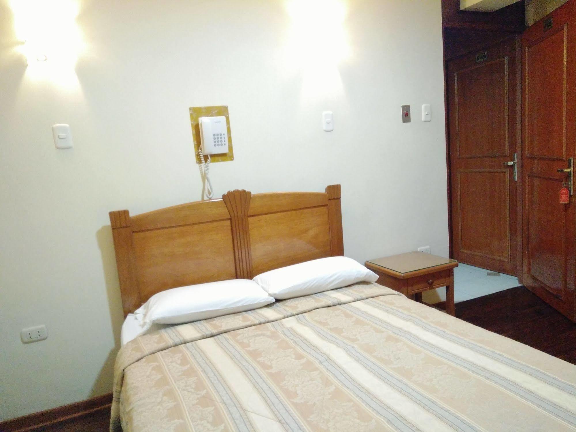 Hotel Panamericano Lima Extérieur photo